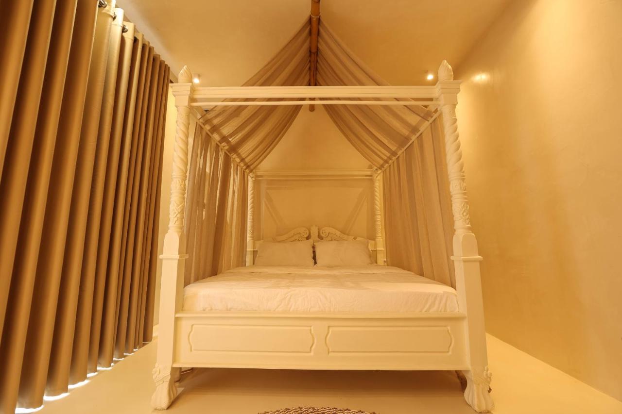 Relax Hotel Ксаміл Екстер'єр фото