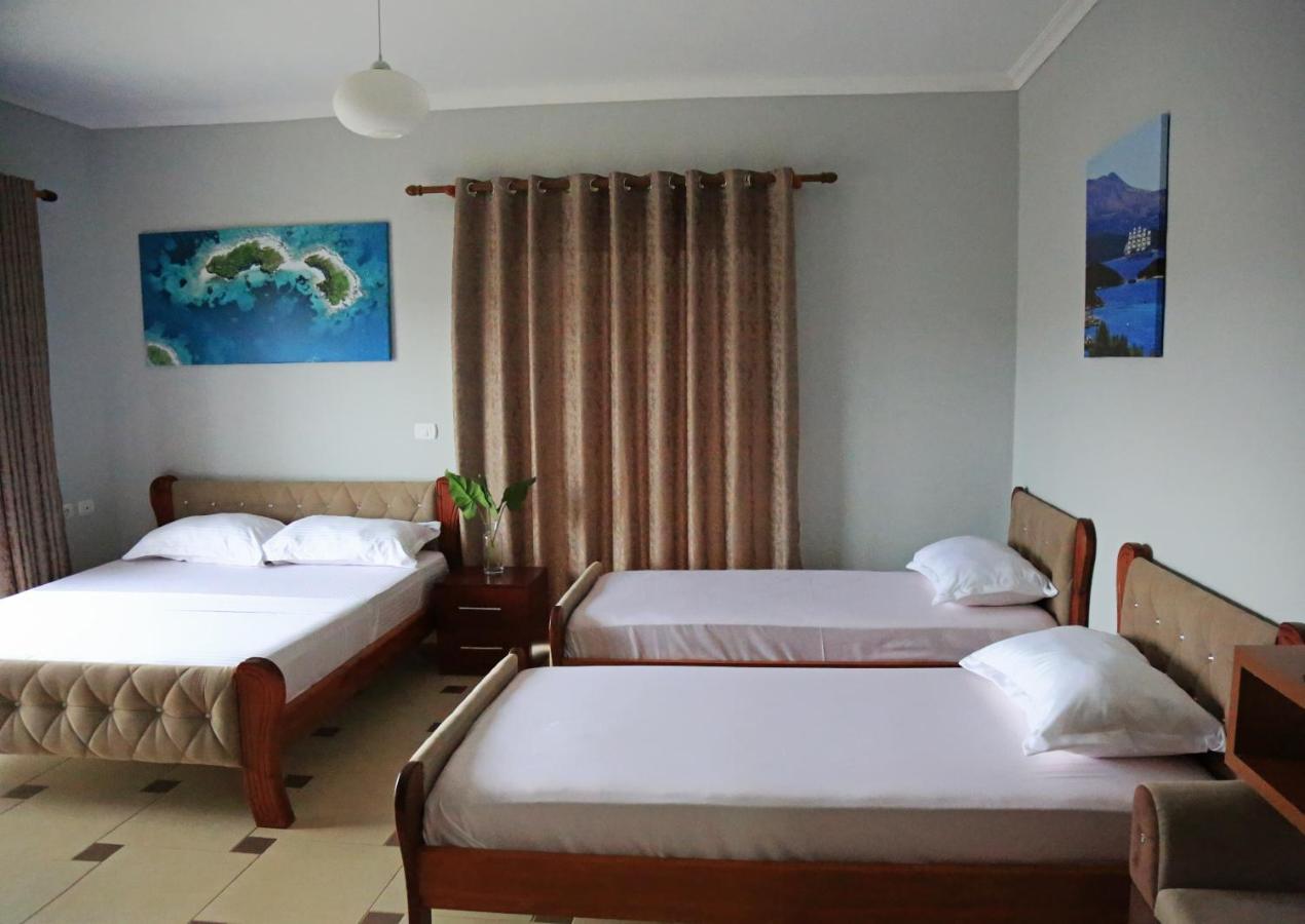 Relax Hotel Ксаміл Екстер'єр фото