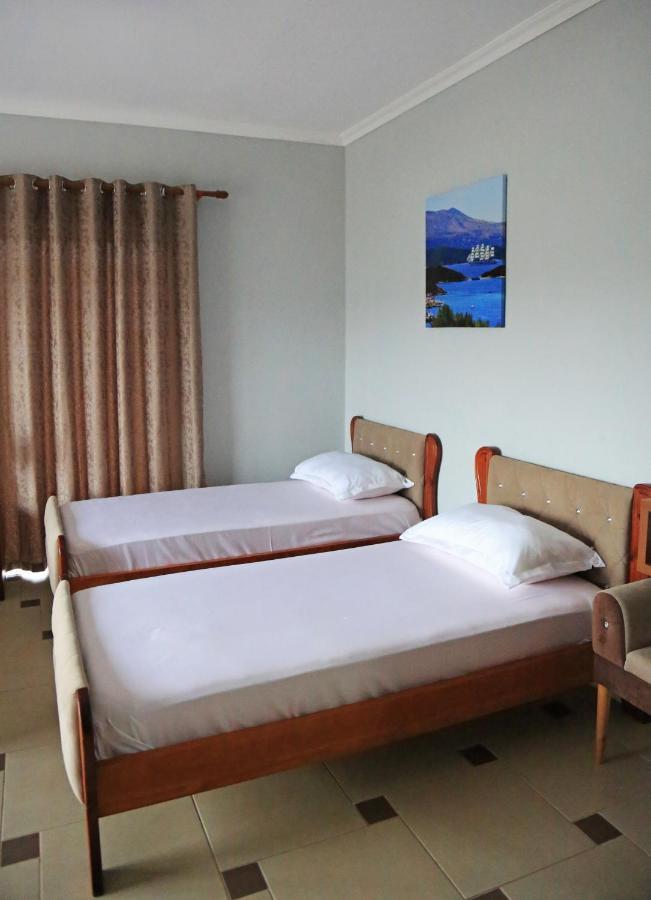 Relax Hotel Ксаміл Екстер'єр фото