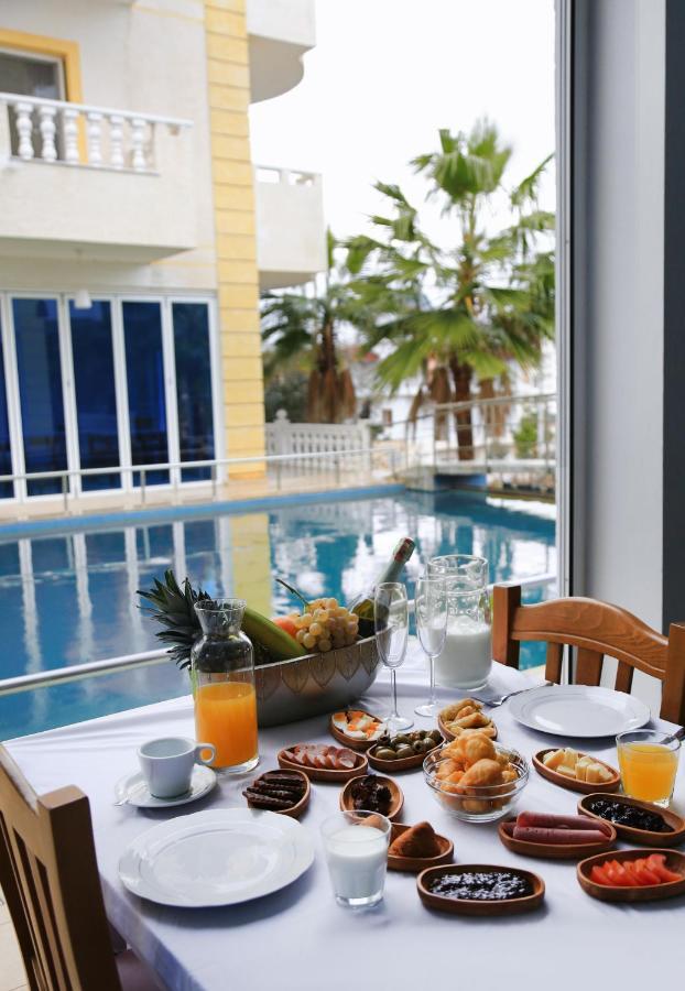 Relax Hotel Ксаміл Екстер'єр фото