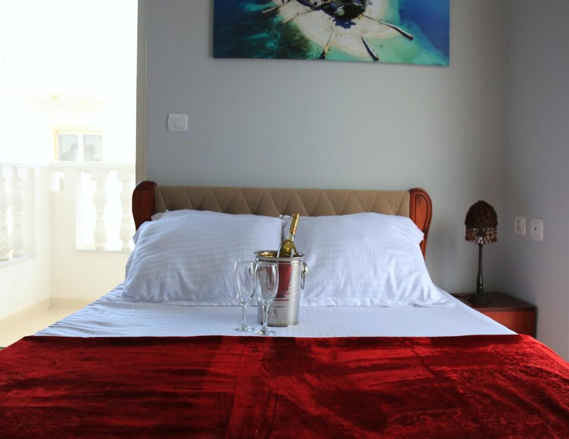 Relax Hotel Ксаміл Екстер'єр фото