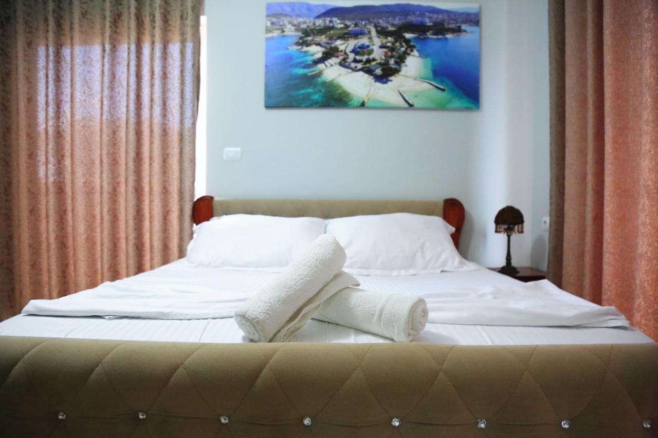 Relax Hotel Ксаміл Екстер'єр фото